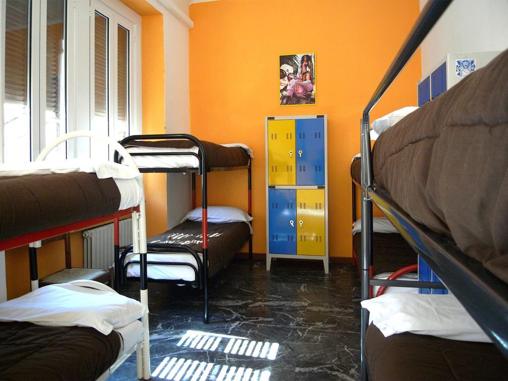 Hostel California Milano Phòng bức ảnh