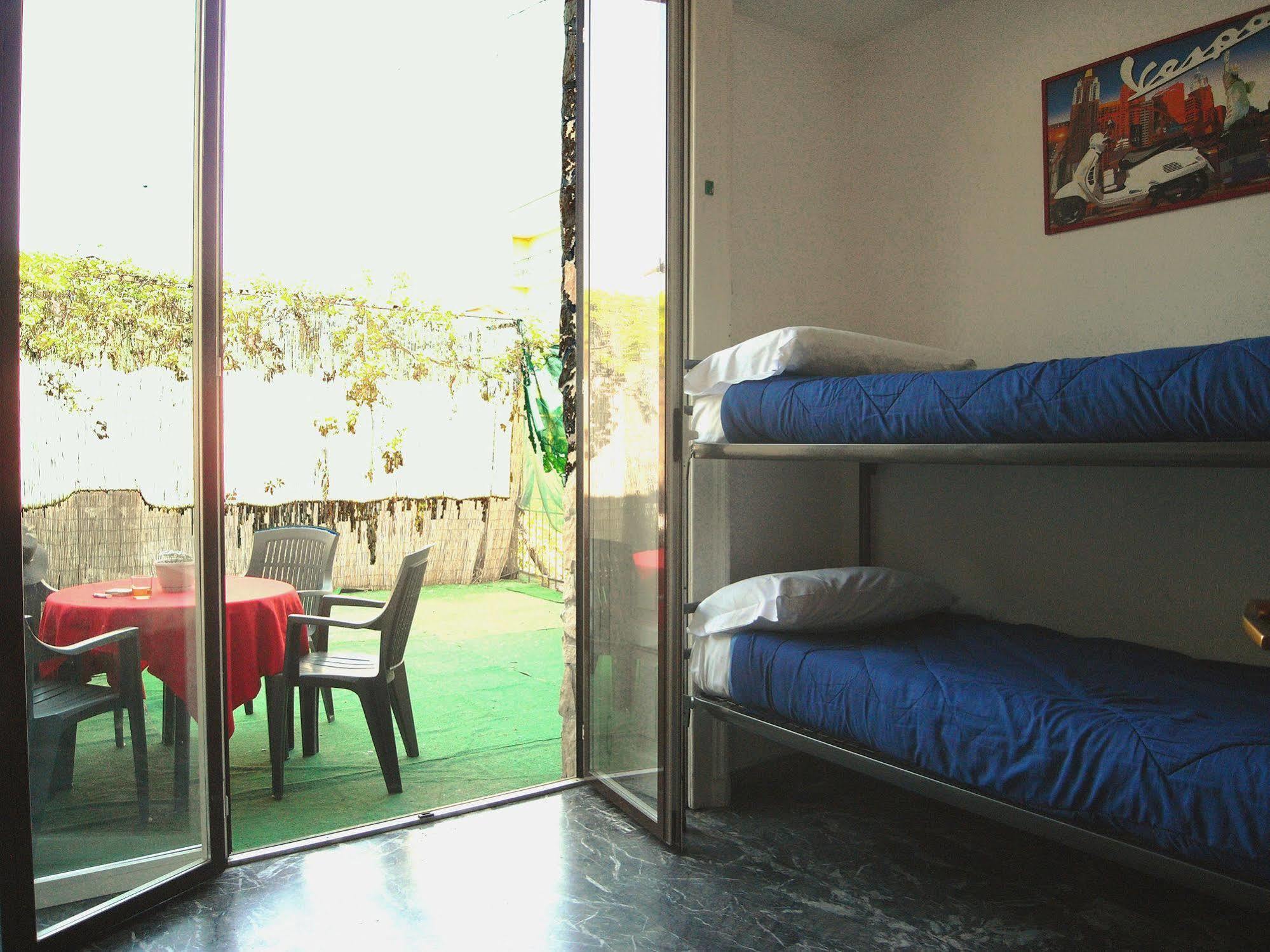 Hostel California Milano Ngoại thất bức ảnh