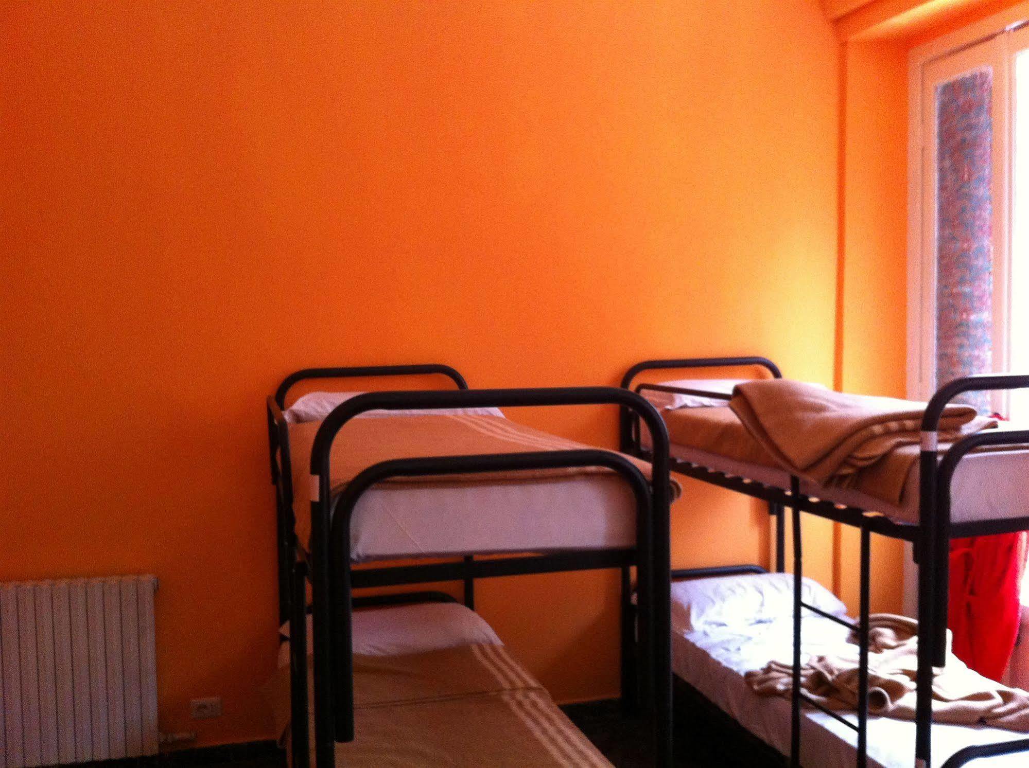 Hostel California Milano Ngoại thất bức ảnh