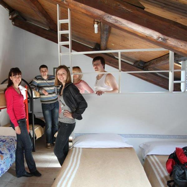 Hostel California Milano Ngoại thất bức ảnh